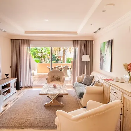 Apartament Aloha Hill Club